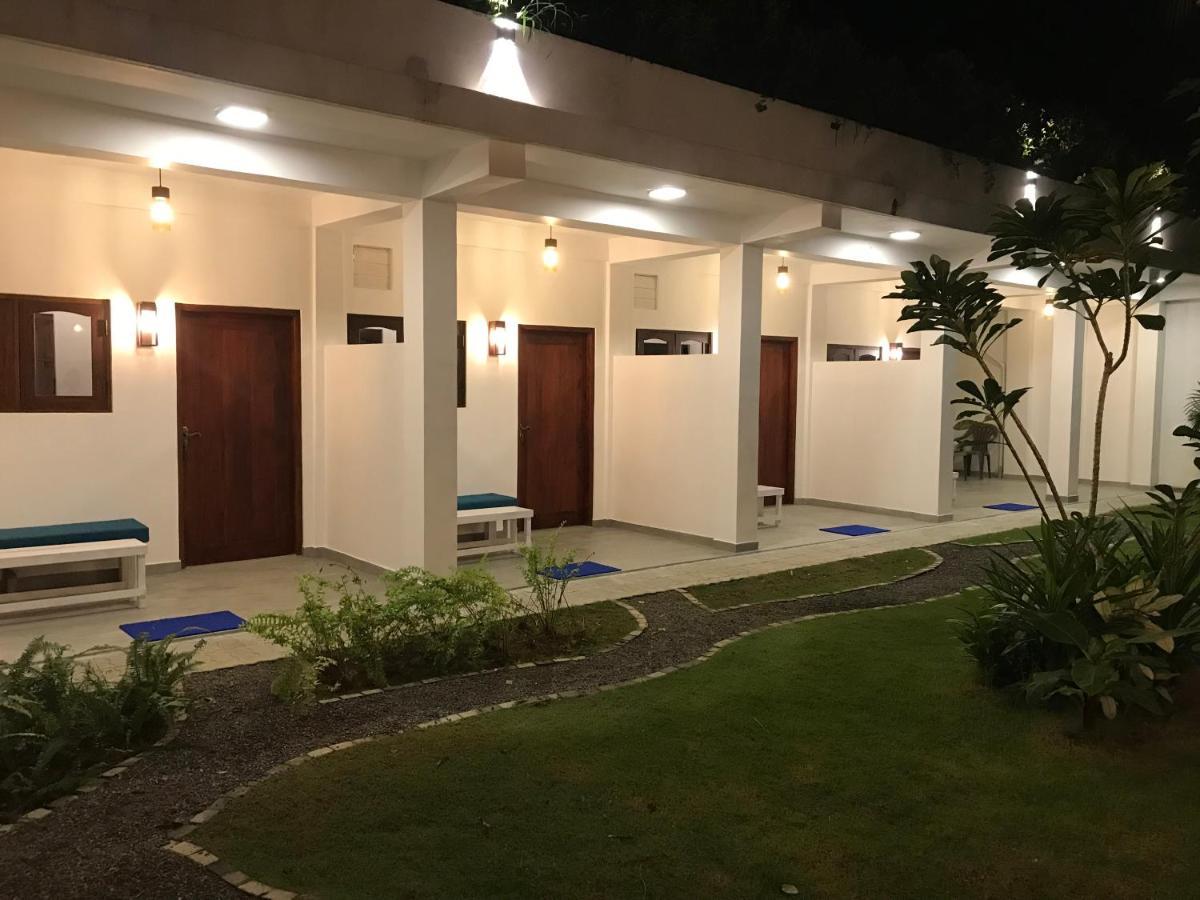 Double Mango Villa カトゥナカヤ エクステリア 写真