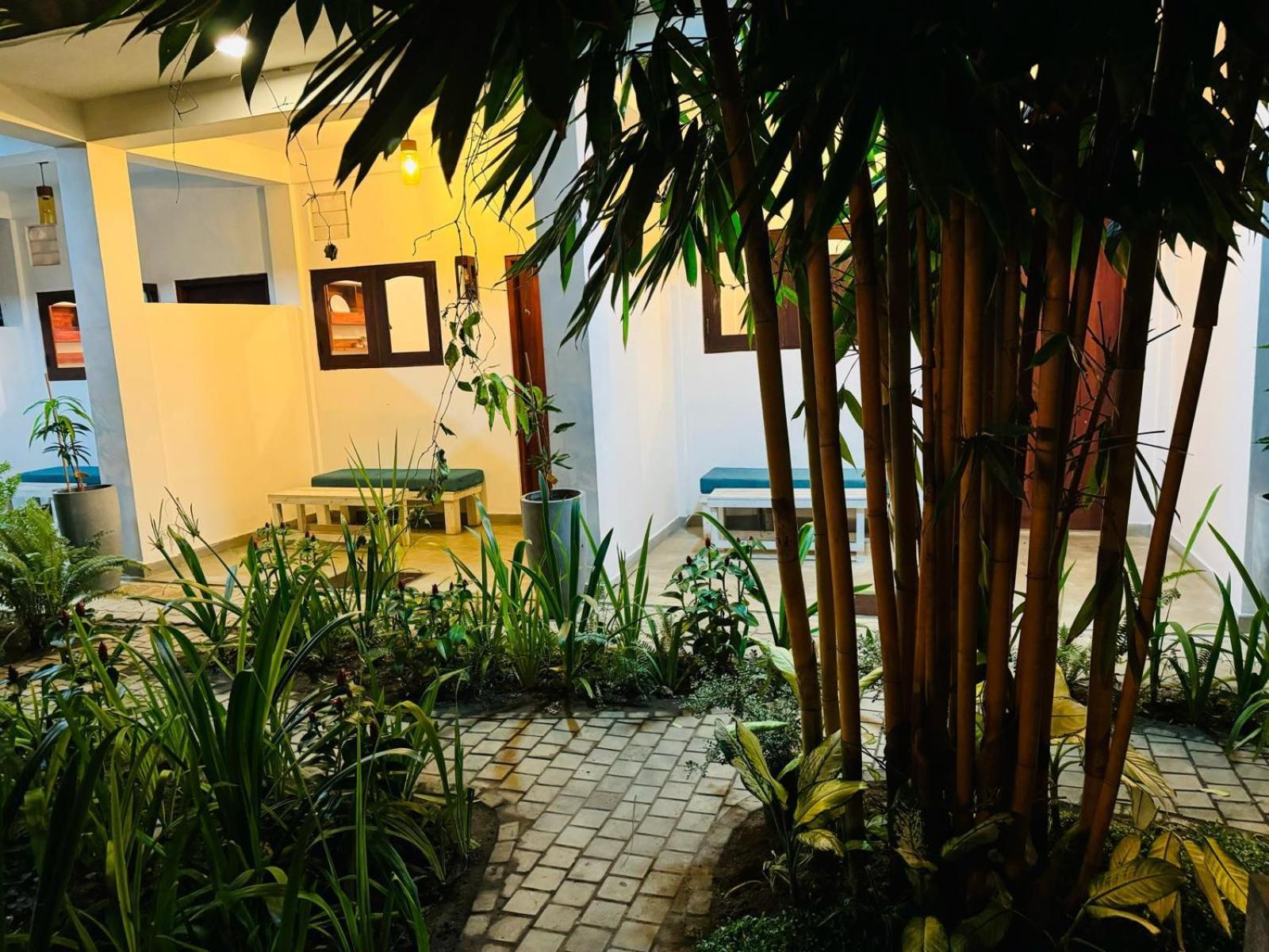 Double Mango Villa カトゥナカヤ エクステリア 写真